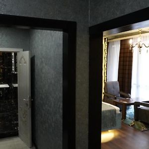 Deluxe Zimmer mit Kingsize-Bett
